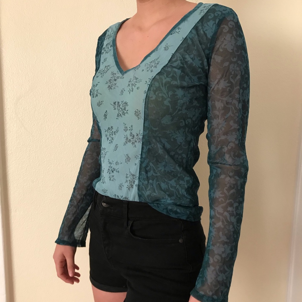 New York & Company Long Sleeve Lacey Top